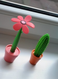 pero_kaktus+kvet